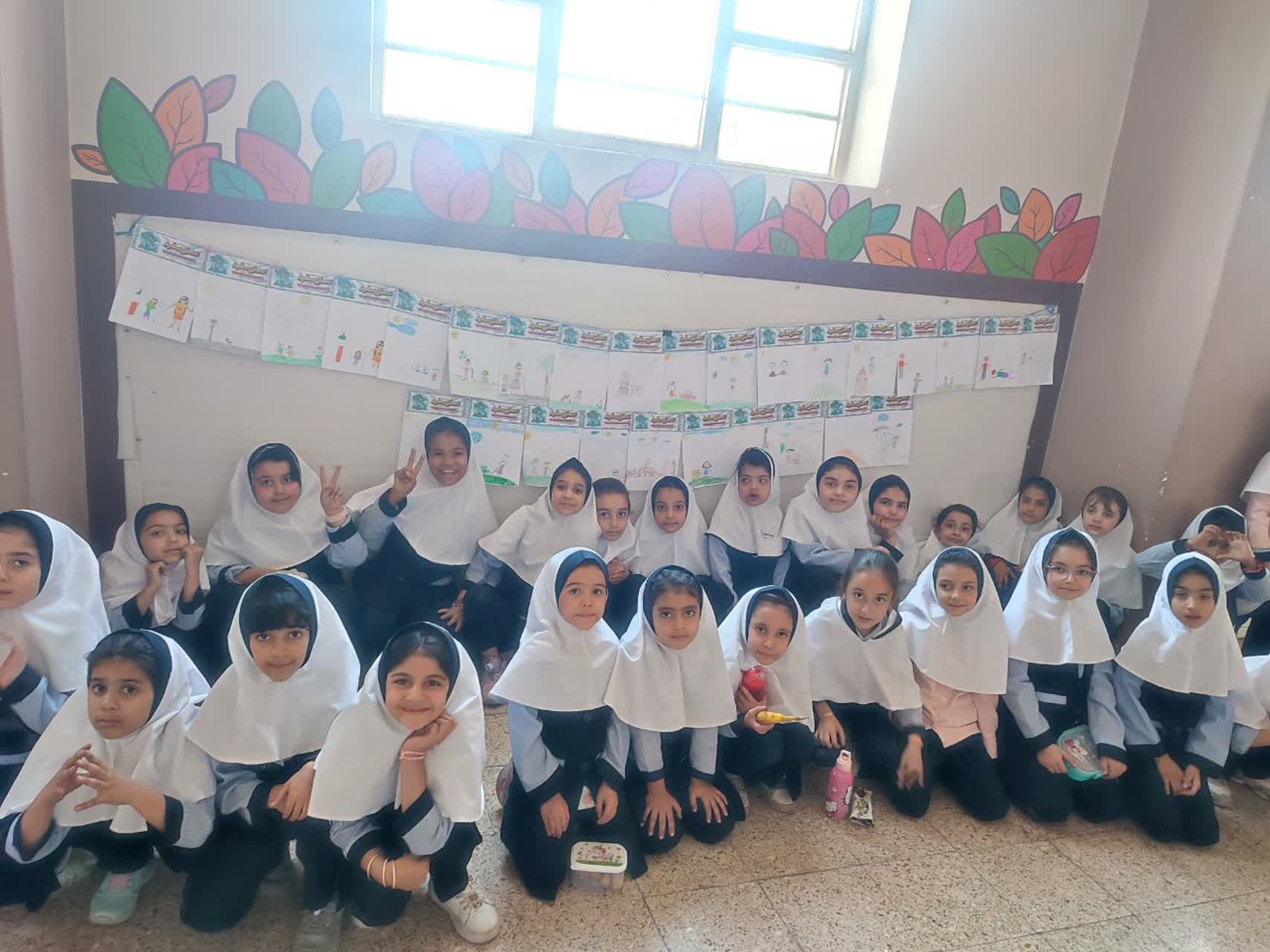 نقاشی بچه ها برای روز عصای سفید